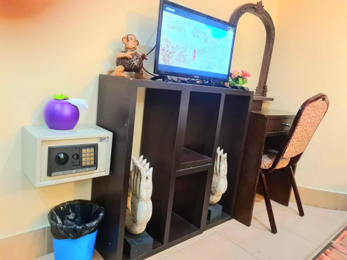 Happy Holidays Hotel Patong Экстерьер фото
