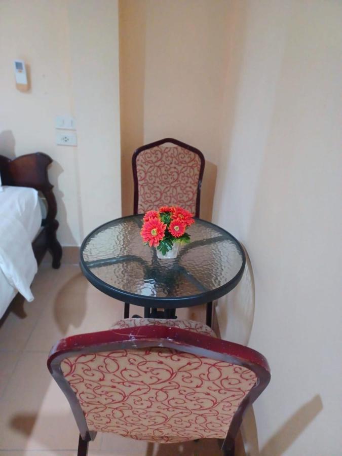 Happy Holidays Hotel Patong Экстерьер фото